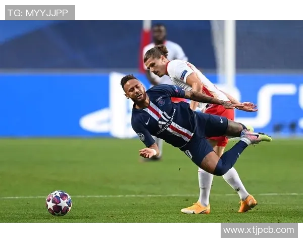 里尔与斯特拉斯激战正酣谁能在法甲赛场上笑到最后